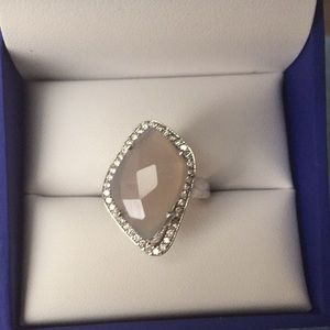 Custom ring